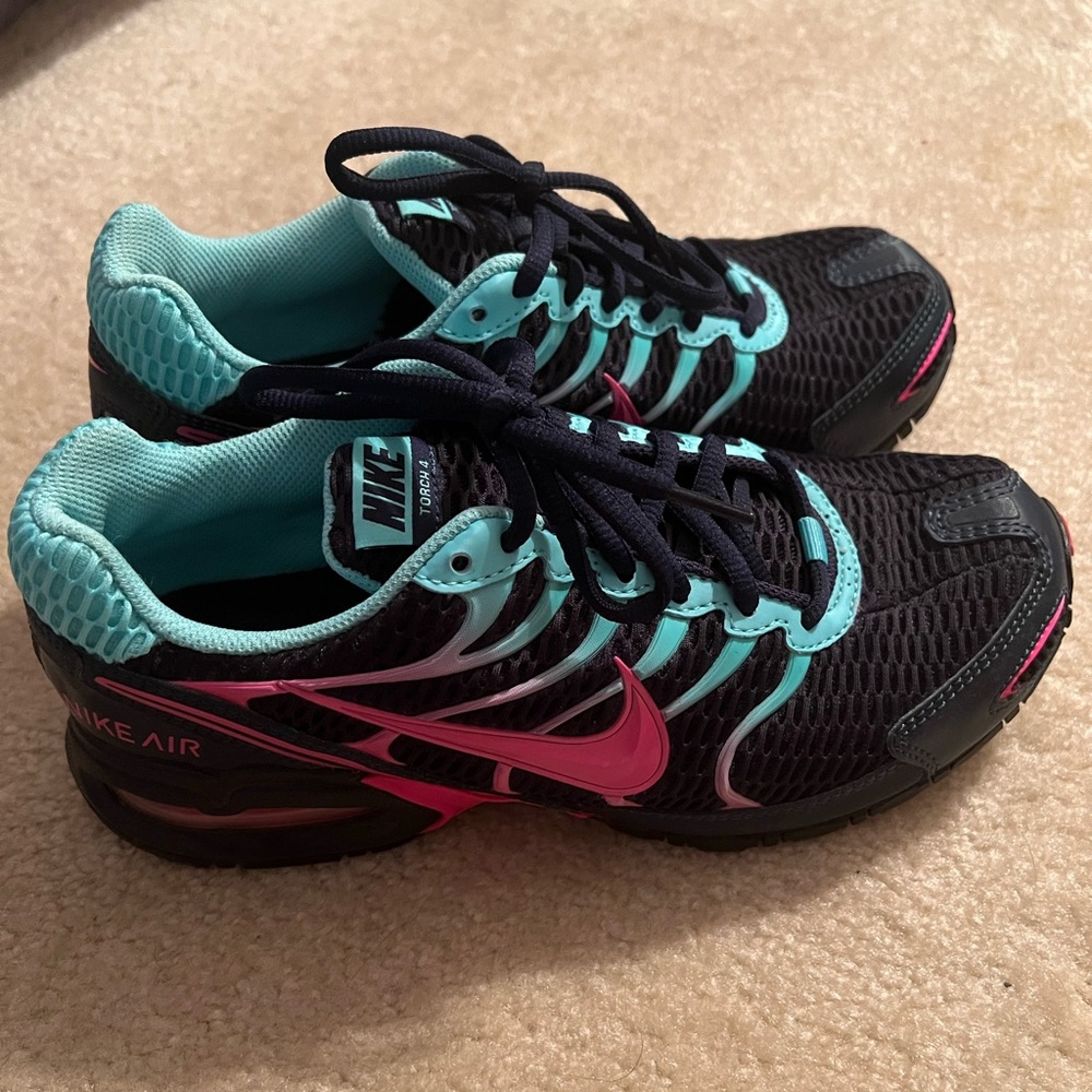 Womens Nike Torch 4 running shoes